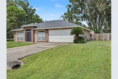 8520 Cherry Hill Drive, Lakeland, FL 33810 - Photo 2