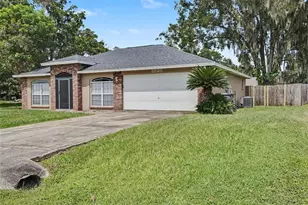 8520 Cherry Hill Dr, Lakeland, FL 33810 - Photo 2