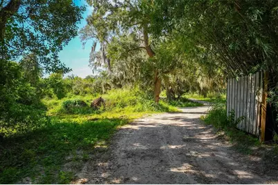 696 N Sunset Drive, Mount Dora, FL 32757 - Photo 8