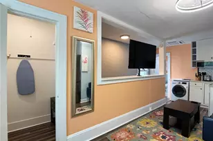 7401 1/2 1st Ave N, Saint Petersburg, FL 33710 - Photo 6