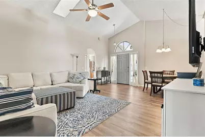 2039 Inge Court, Apopka, FL 32703 - Photo 2