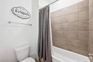 33384 Country House Dr, Sorrento, FL 32776 - Photo 20