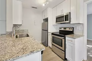 2569 Grassy Point Dr, Lake Mary, FL 32746 - Photo 2