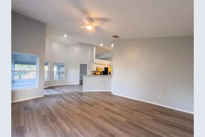 9703 Glenpointe Drive, Riverview, FL 33569 - Photo 12