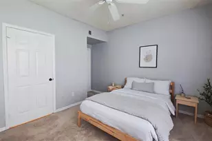 6400 Raleigh St, Orlando, FL 32835 - Photo 2