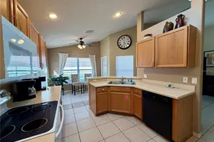 2564 Bear Creek Ct, Kissimmee, FL 34747 - Photo 8