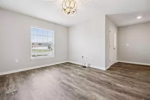 1017 Montgomery Ln, Polk City, FL 33868 - Photo 6