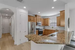 8413 Alberata Vista Dr, Tampa, FL 33647 - Photo 8
