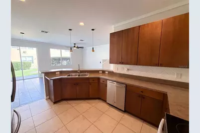 348 Golden Dewdrop Way, Oviedo, FL 32765 - Photo 8