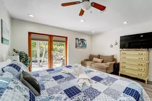 2598 Wood St, Sarasota, FL 34237 - Photo 24