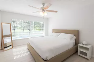 1085 Indian Ridge Trail E, Kissimmee, FL 34747 - Photo 10