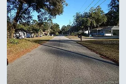 6049 E Seneca Street, Inverness, FL 34452 - Photo 2