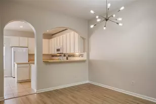 9115 Hunters Mill Dr, Orlando, FL 32832 - Photo 6