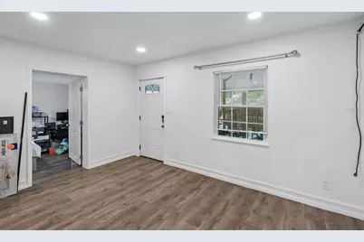 526 E Jessup Avenue, Longwood, FL 32750 - Photo 2
