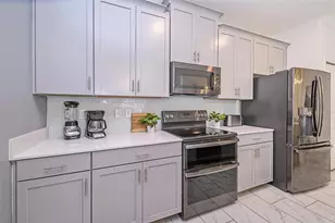 984 Leader St, Davenport, FL 33896 - Photo 6