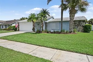 3809 Kingston Blvd, Sarasota, FL 34238 - Photo 4