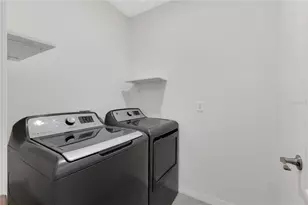 658 Cotulla Dr, Kissimmee, FL 34758 - Photo 22
