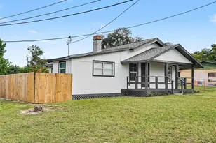 827 Ave O SW, Winter Haven, FL 33880 - Photo 2