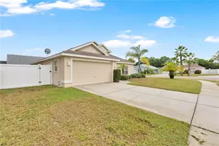 10250 Peoples Loop, Port Richey, FL 34668 - Photo 2