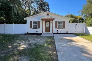 1314 Robie Ave, Mount Dora, FL 32757 - Photo 1