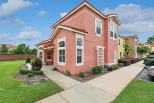966 Park Terrace Cir, Kissimmee, FL 34746 - Photo 2