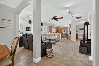 637 Volterra Boulevard, Poinciana, FL 34759 - Photo 8