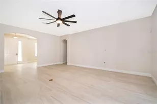 700 Elkhorn Fern Ln, Deland, FL 32720 - Photo 14