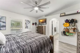 1827 Corner Meadow Cir, Orlando, FL 32820 - Photo 16