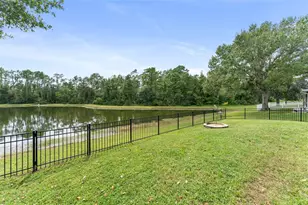 1827 Corner Meadow Cir, Orlando, FL 32820 - Photo 36