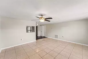 4631 Eastwood Ln, Holiday, FL 34690 - Photo 4