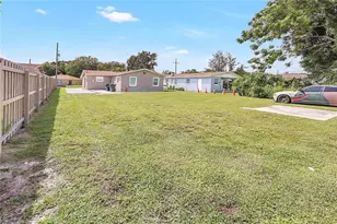 2041 W Gore St, Orlando, FL 32805 - Photo 30