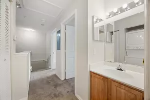 4006 Venetian Bay Dr, Kissimmee, FL 34741 - Photo 18