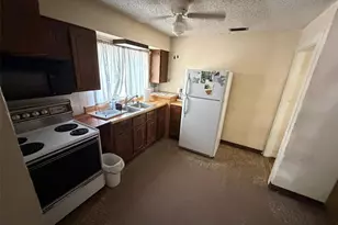 6028 S 2nd St, Tampa, FL 33611 - Photo 8