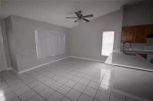 1023 Cranberry Dr, Orlando, FL 32811 - Photo 6