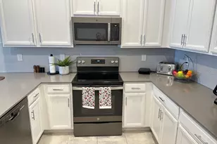1171 Challenge Dr, Davenport, FL 33896 - Photo 6