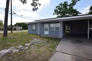 102 W Lancaster Rd, Orlando, FL 32809 - Photo 2