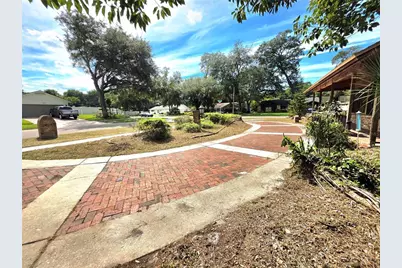 4231 Tall Tree Drive, Orlando, FL 32810 - Photo 12