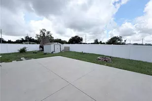 651 China Berry Cir, Davenport, FL 33837 - Photo 30