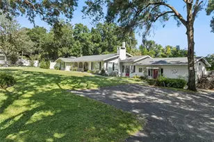 1505 E Crooked Lake Dr, Eustis, FL 32726 - Photo 4