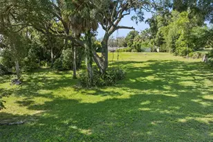 1505 E Crooked Lake Dr, Eustis, FL 32726 - Photo 54