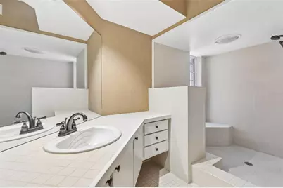 3 Country Club Drive #3, Largo, FL 33771 - Photo 30