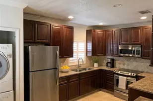 1515 E Central Blvd, Orlando, FL 32801 - Photo 2