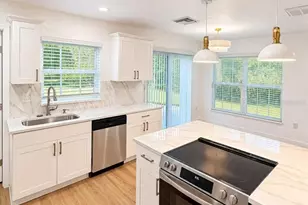 447 Zephyr Rd, Venice, FL 34293 - Photo 8