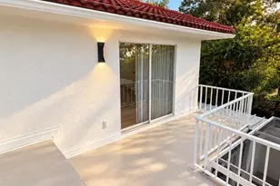 447 Zephyr Rd, Venice, FL 34293 - Photo 18