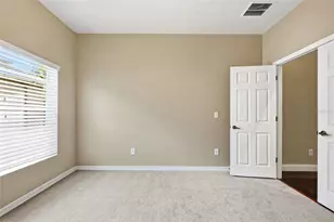 11123 Oyster Bay Cir, New Port Richey, FL 34654 - Photo 30