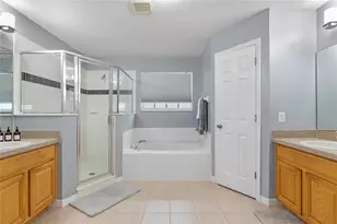 817 Highgate Park Blvd, Davenport, FL 33897 - Photo 4