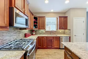 342 Alcove Dr, Groveland, FL 34736 - Photo 6