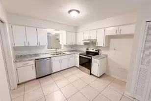 208 Robin Rd, Altamonte Springs, FL 32701 - Photo 2