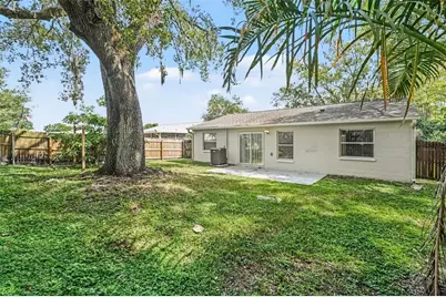 13904 Fullerton Drive, Tampa, FL 33625 - Photo 16