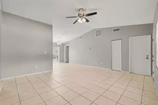 13904 Fullerton Dr, Tampa, FL 33625 - Photo 6